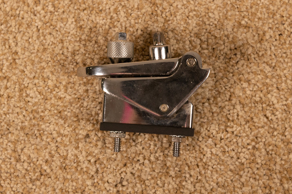 DW Mag Chrome Throw-Off