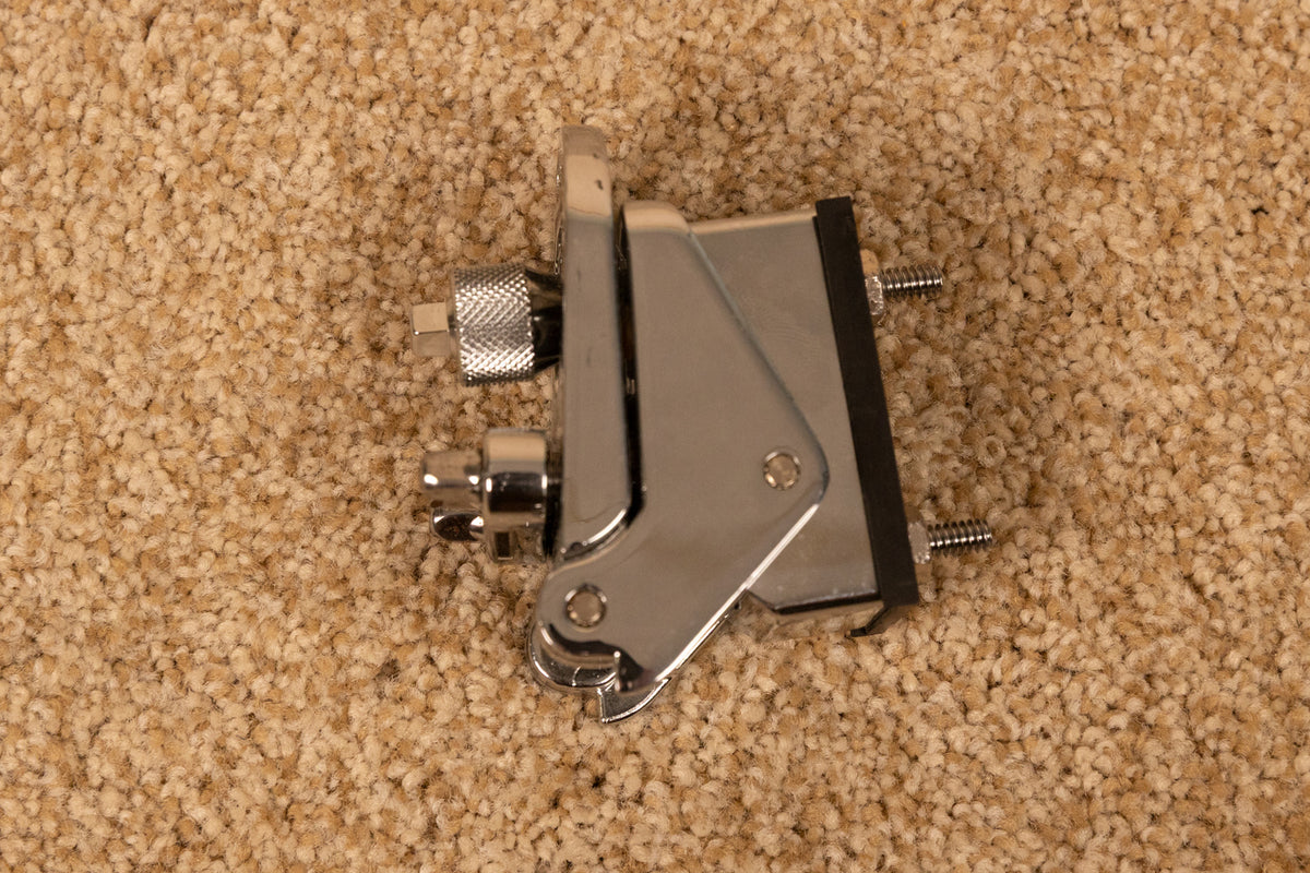 DW Mag Chrome Throw-Off
