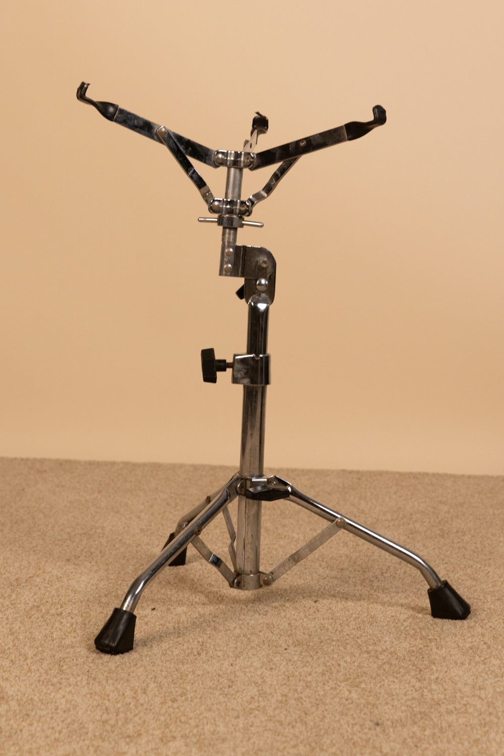 1980s Ludwig Atlas Hercules #1374 Snare Drum Stand