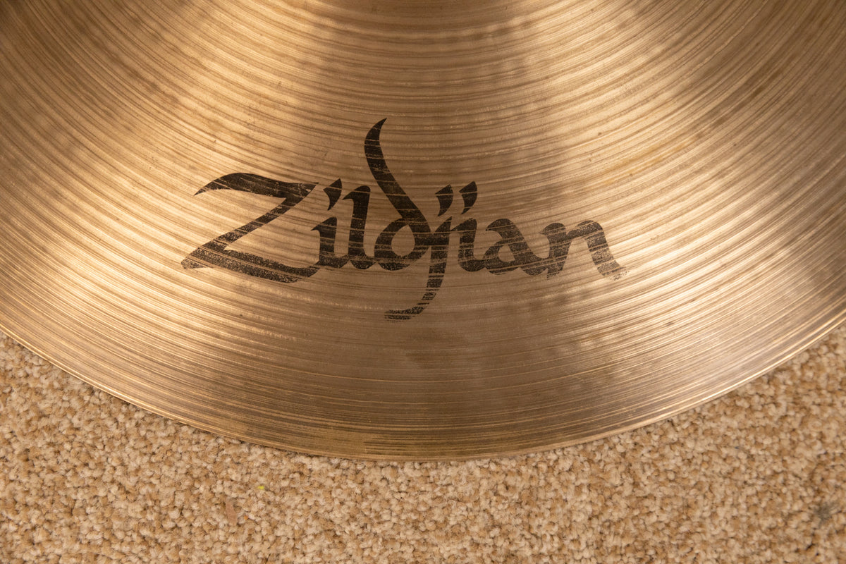 Zildjian 18" CO Stamp Medium Crash Cymbal 1630g