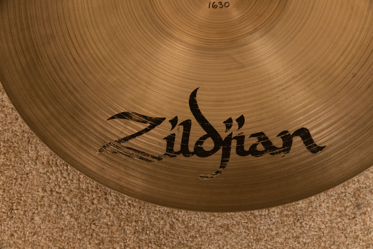 Zildjian 18" CO Stamp Medium Crash Cymbal 1630g