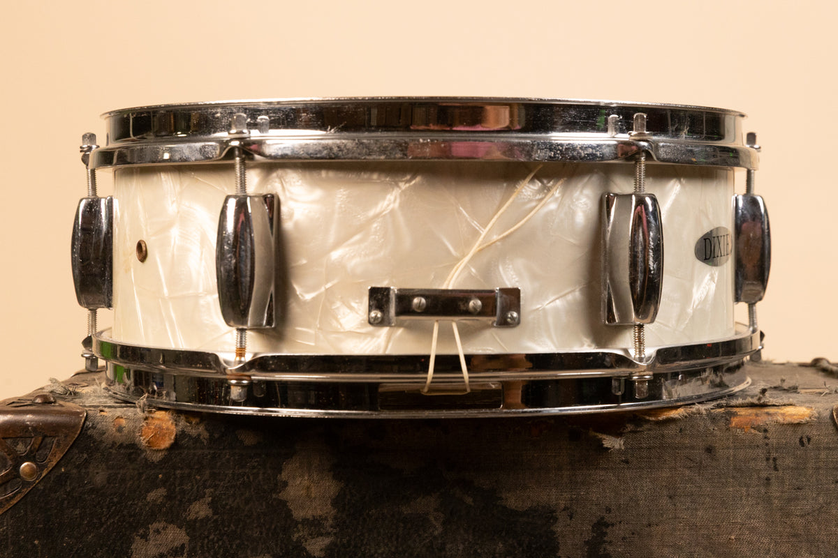 Vintage Dixie 5x13 White Marine Pearl Snare Drum