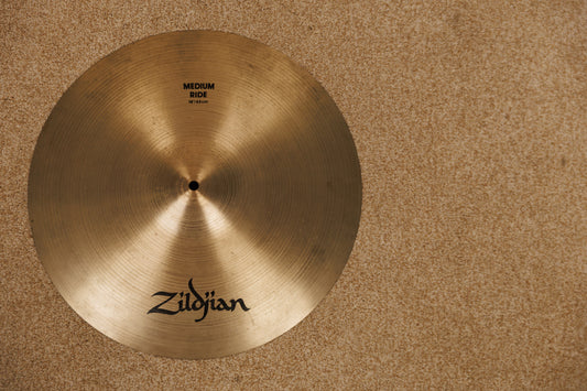 1980s Zildjian A 18" Medium Ride Cymbal 1660g