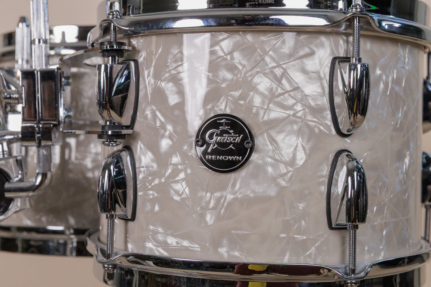 Gretsch RN2-E8246 Renown Vintage Pearl Drum Set