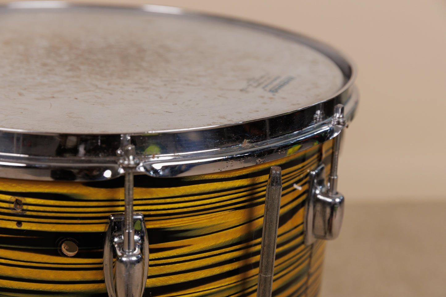 1970s Ludwig Standard 16x16 Lemon Strata Floor Tom