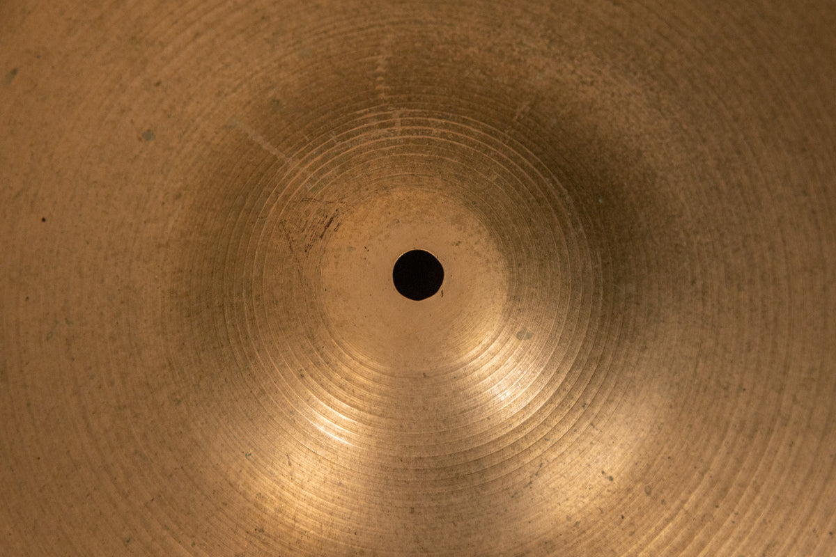 1970s Zildjian 18" A Thin Stamp Crash Cymbal 1543g