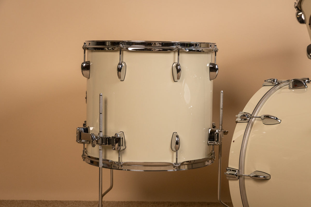 Sakae Almighty Birch Vintage White Drum Set