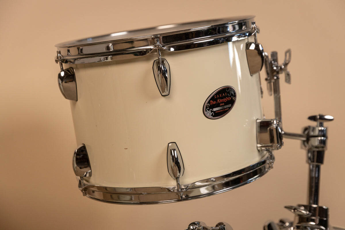 Sakae Almighty Birch Vintage White Drum Set