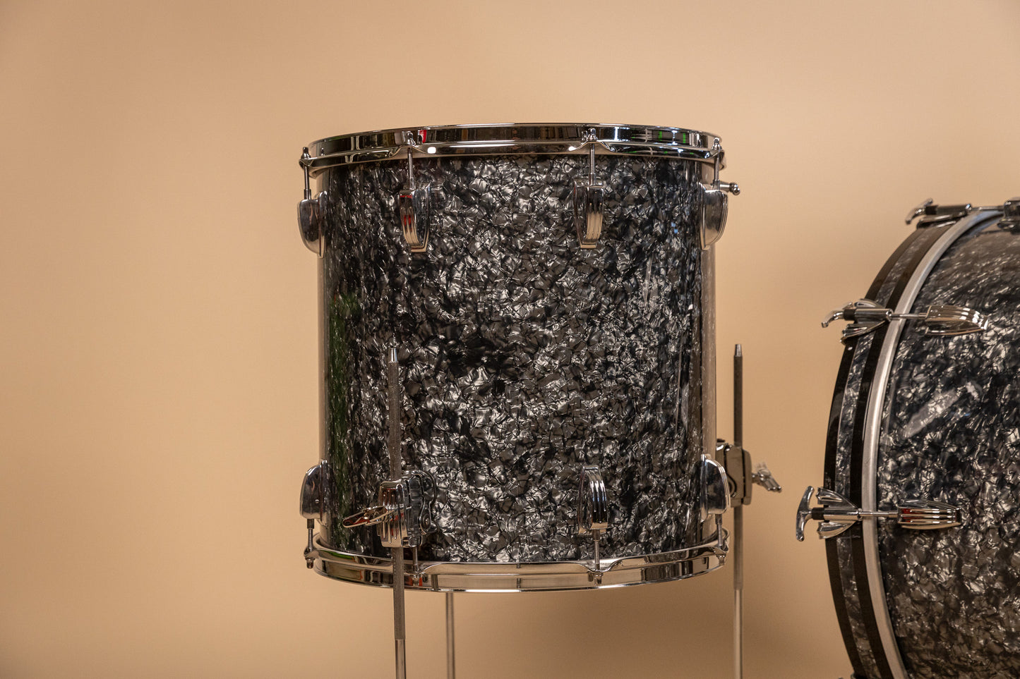 2018 Ludwig Legacy Mahogany Black Diamond Pearl Drum Set