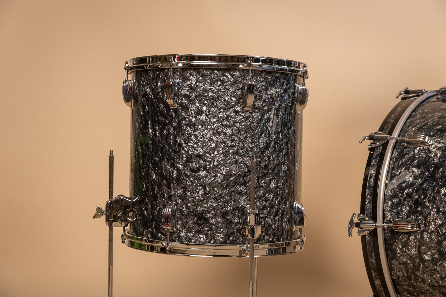 2018 Ludwig Legacy Mahogany Black Diamond Pearl Drum Set