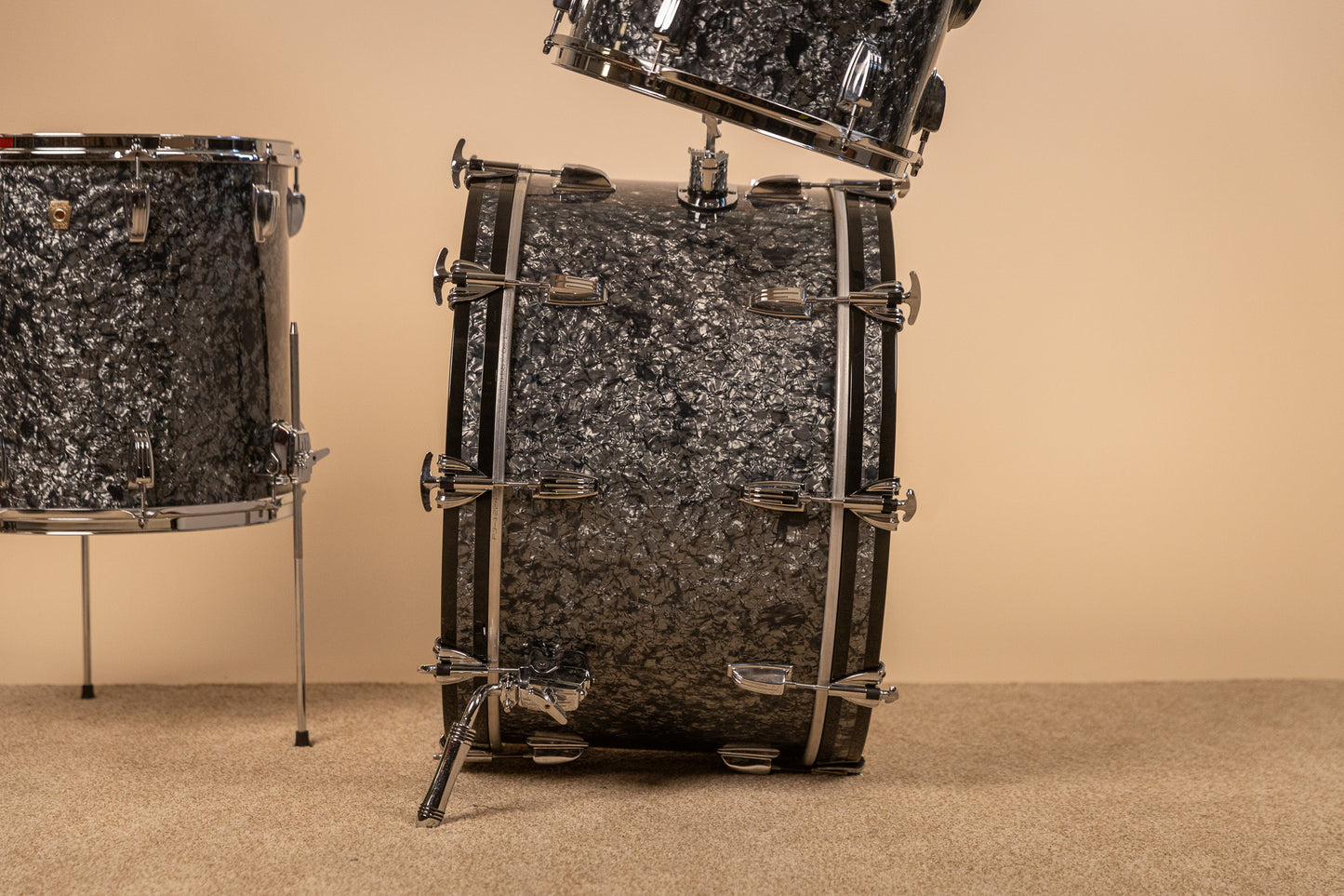 2018 Ludwig Legacy Mahogany Black Diamond Pearl Drum Set