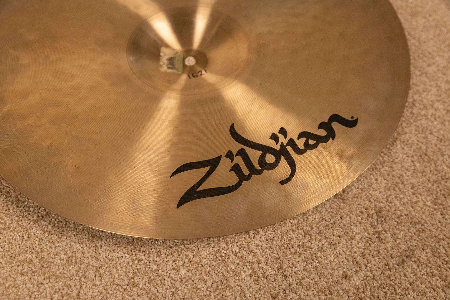 Zildjian 18" K Dark Medium Thin Crash Cymbal 1621g