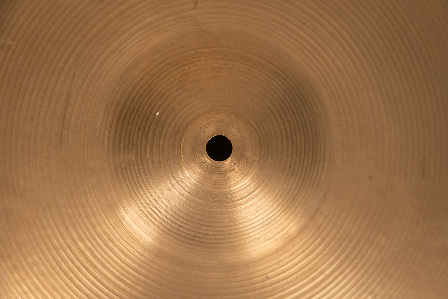 1960s Zildjian 18" A Light Crash Cymbal 1278g