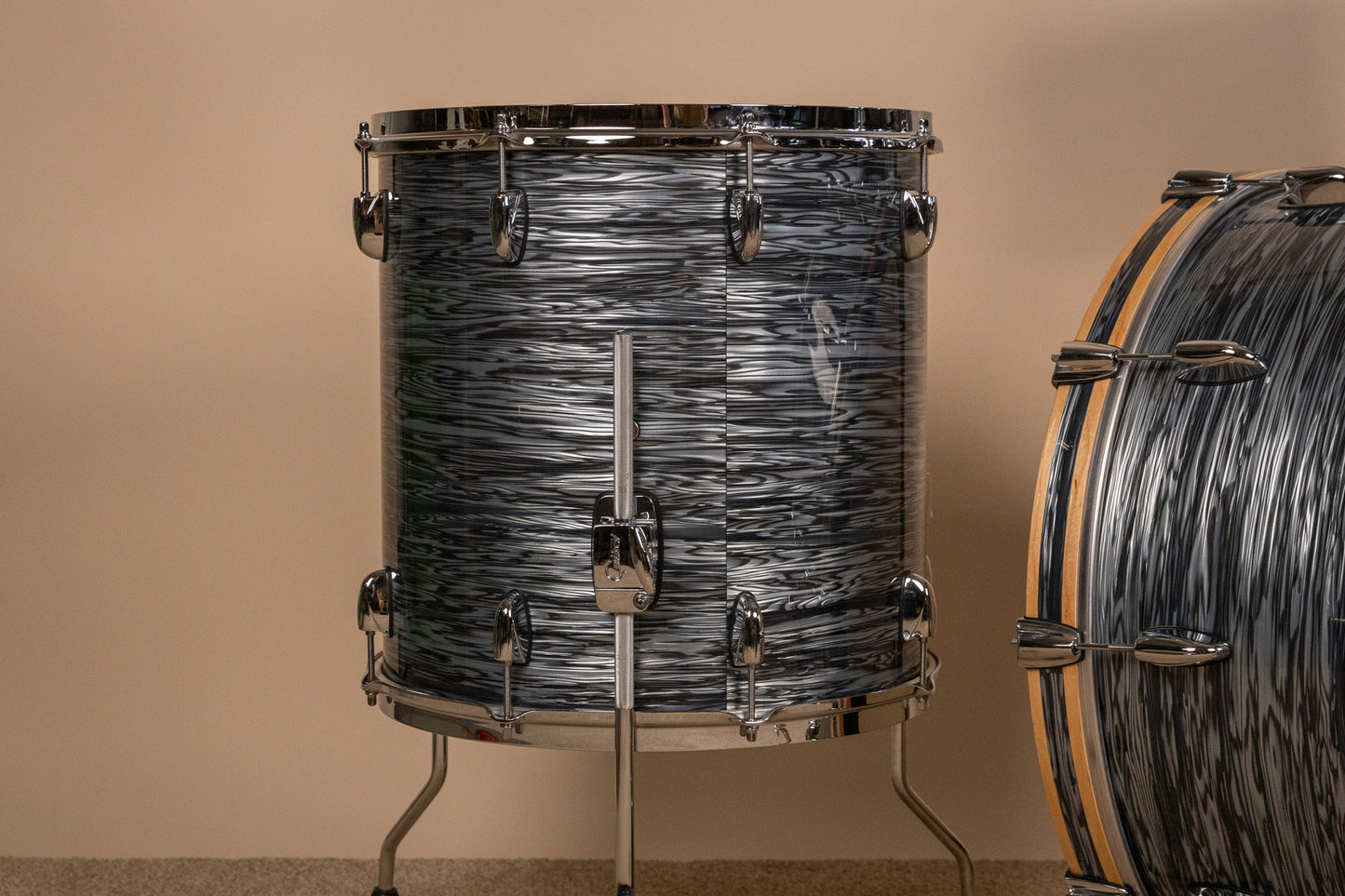 Gretsch Renown Silver Oyster Pearl Drum Set 14x24 9x13 and 16x16