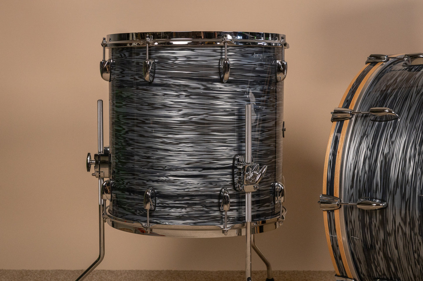 Gretsch Renown Silver Oyster Pearl Drum Set 14x24 9x13 and 16x16