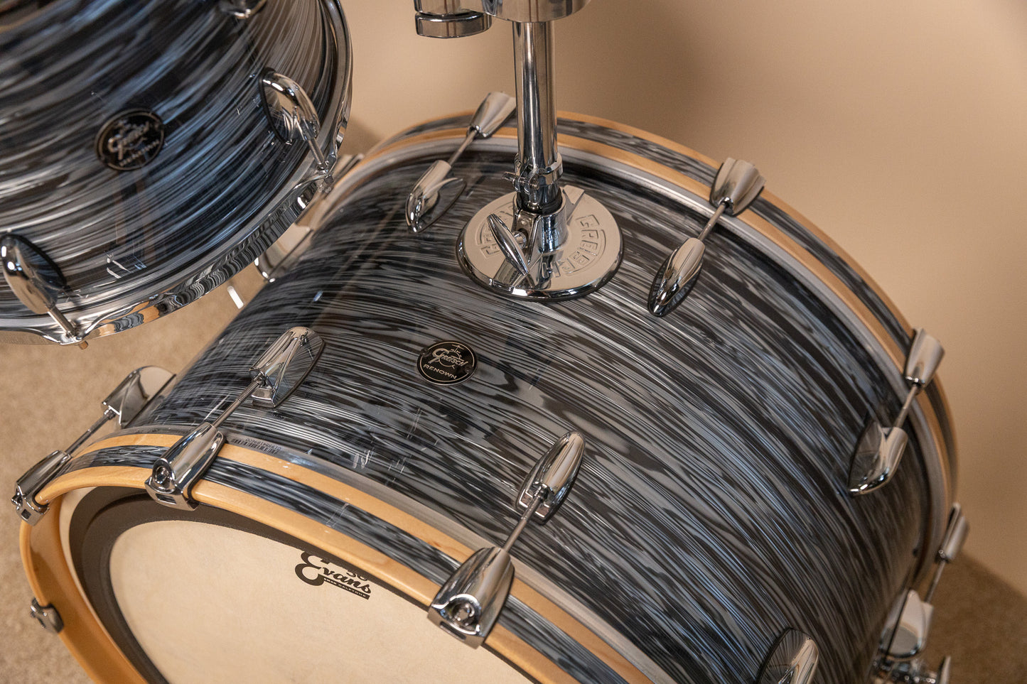Gretsch Renown Silver Oyster Pearl Drum Set 14x24 9x13 and 16x16