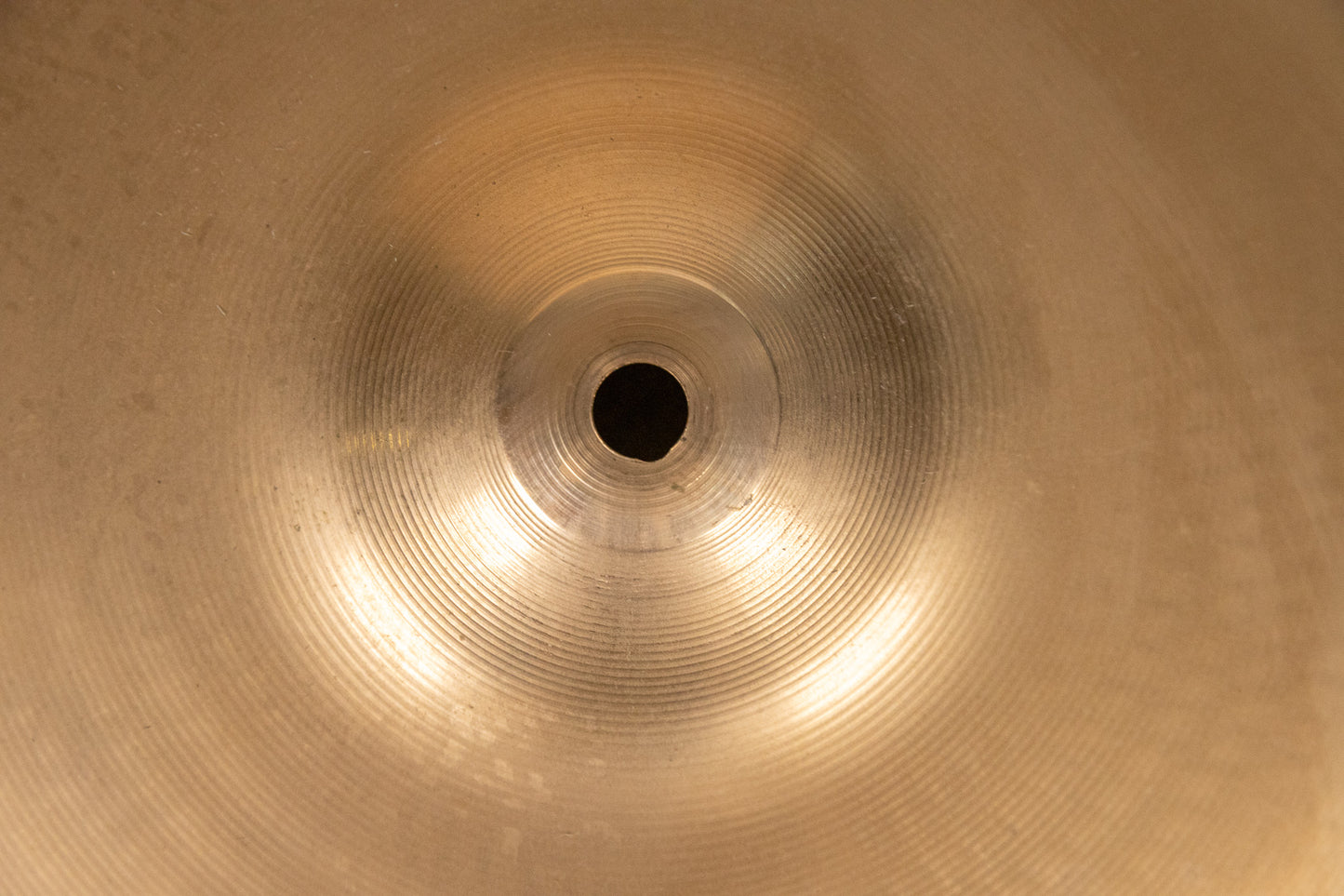 2000s Zildjian 16" A Custom Crash Cymbal 1092g