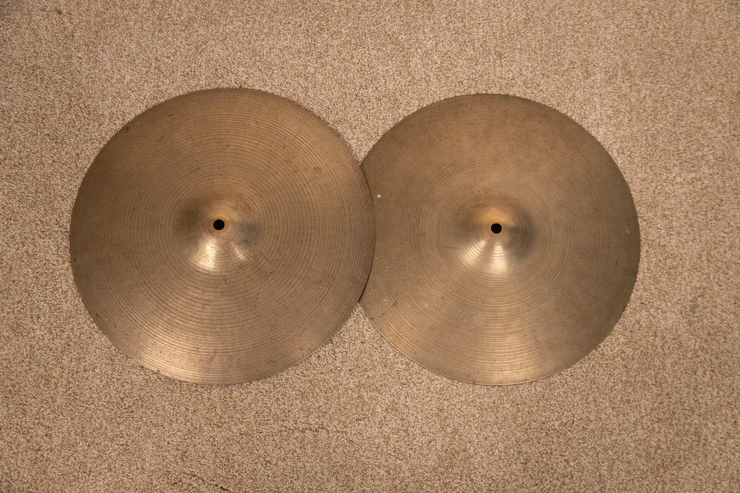1960s Zildjian 14" Hi Hat Cymbals 915g 1142g