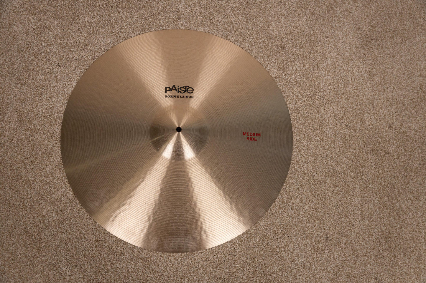 Paiste 22" Formula 602 Medium Ride Cymbal 3200g