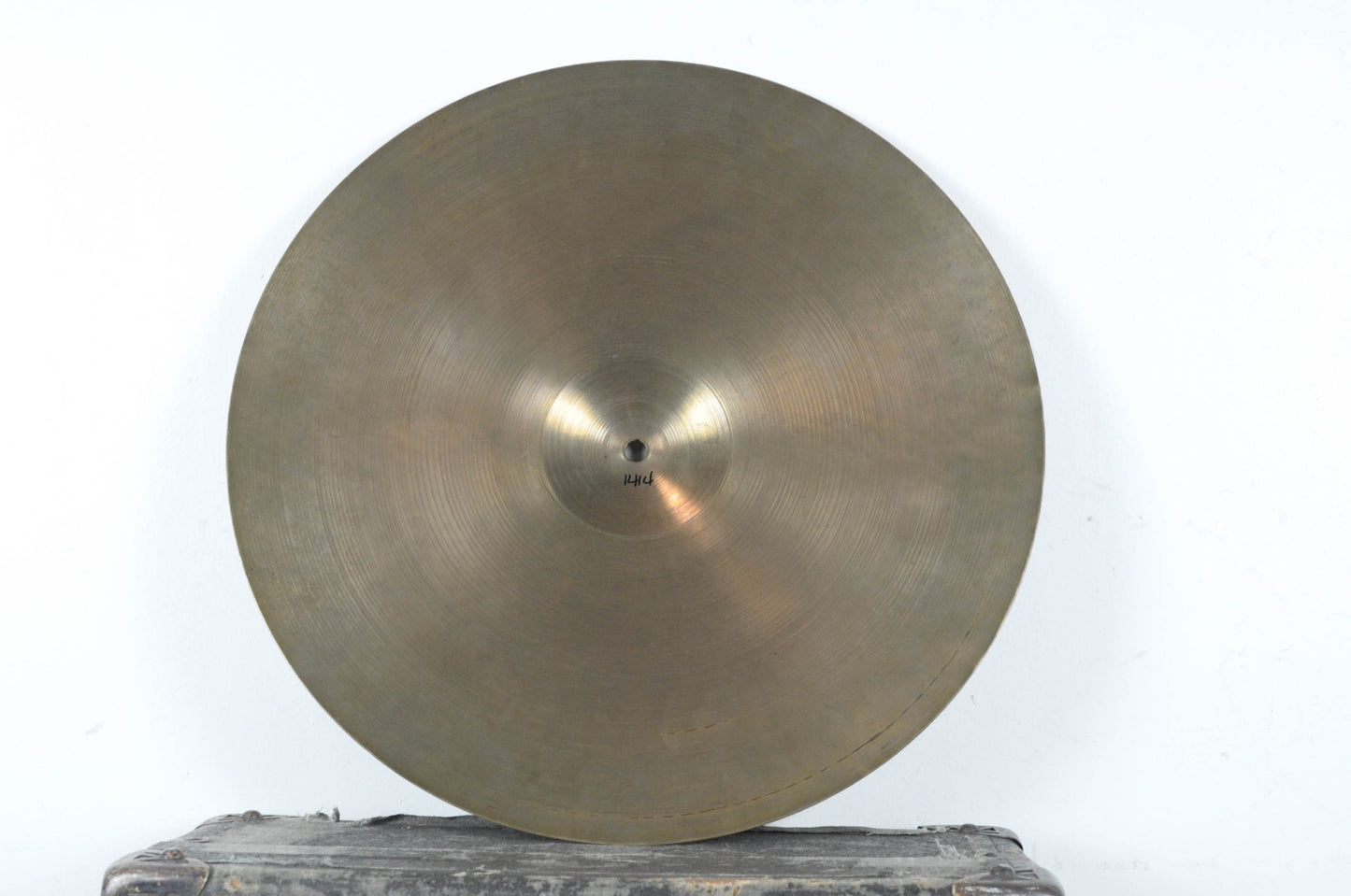 1960s Zildjian A 18 Crash Cymbal 1414g