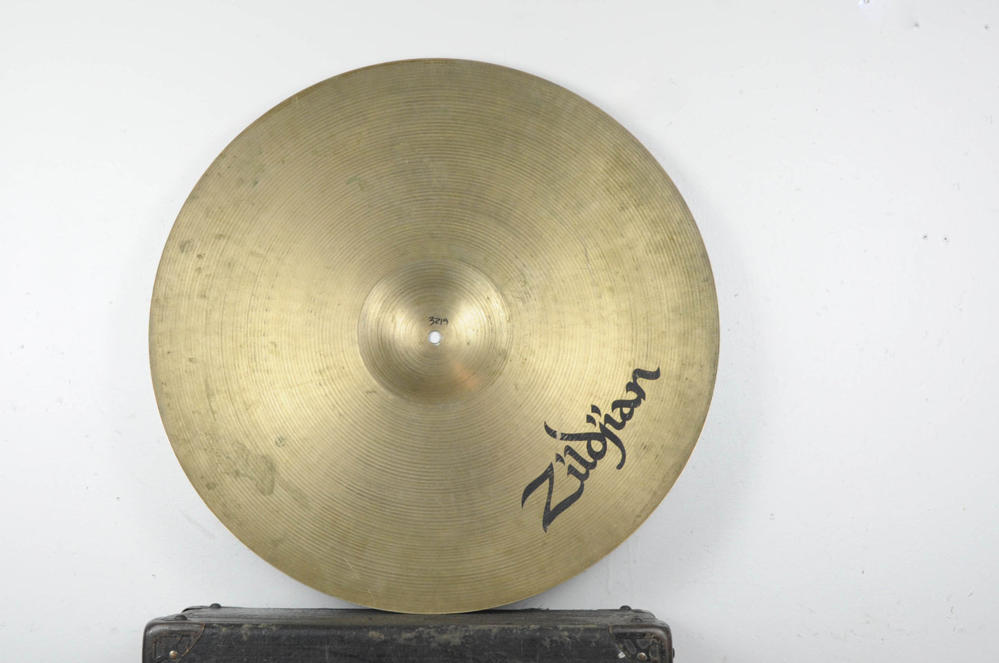 1990s Zildjian A 22" Medium Ride Cymbal 3219g
