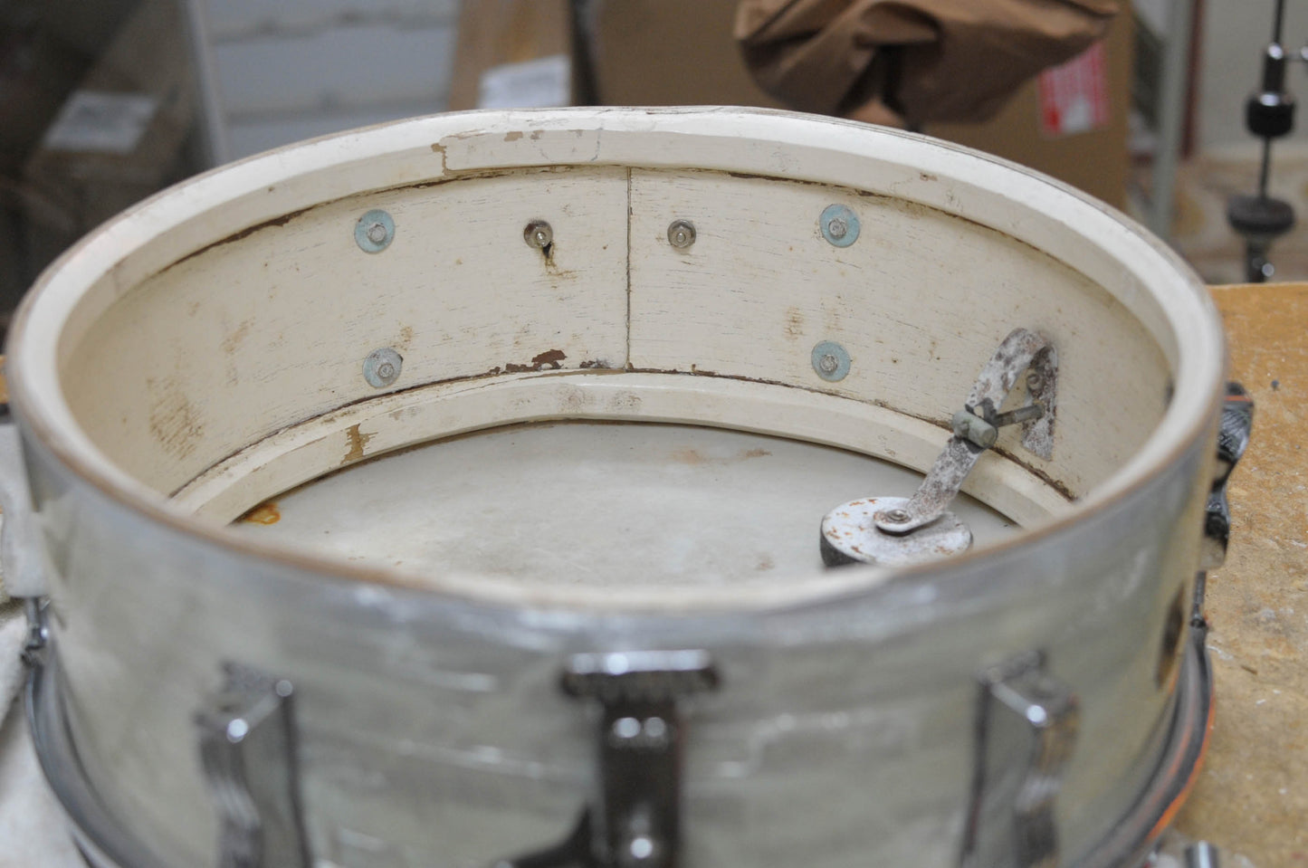 1960s Ludwig 5x14 Pre-Serial White Marine Pearl Pioneer Snare Drum