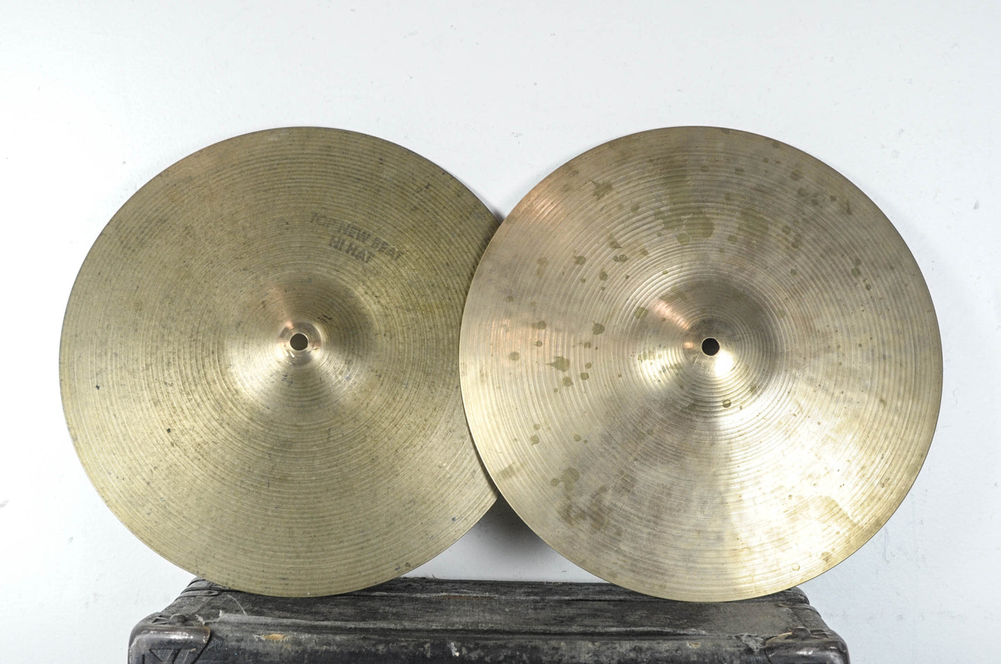 1970s Zildjian A 14" "New Beat" Hi Hat Cymbals 1077g 1393g
