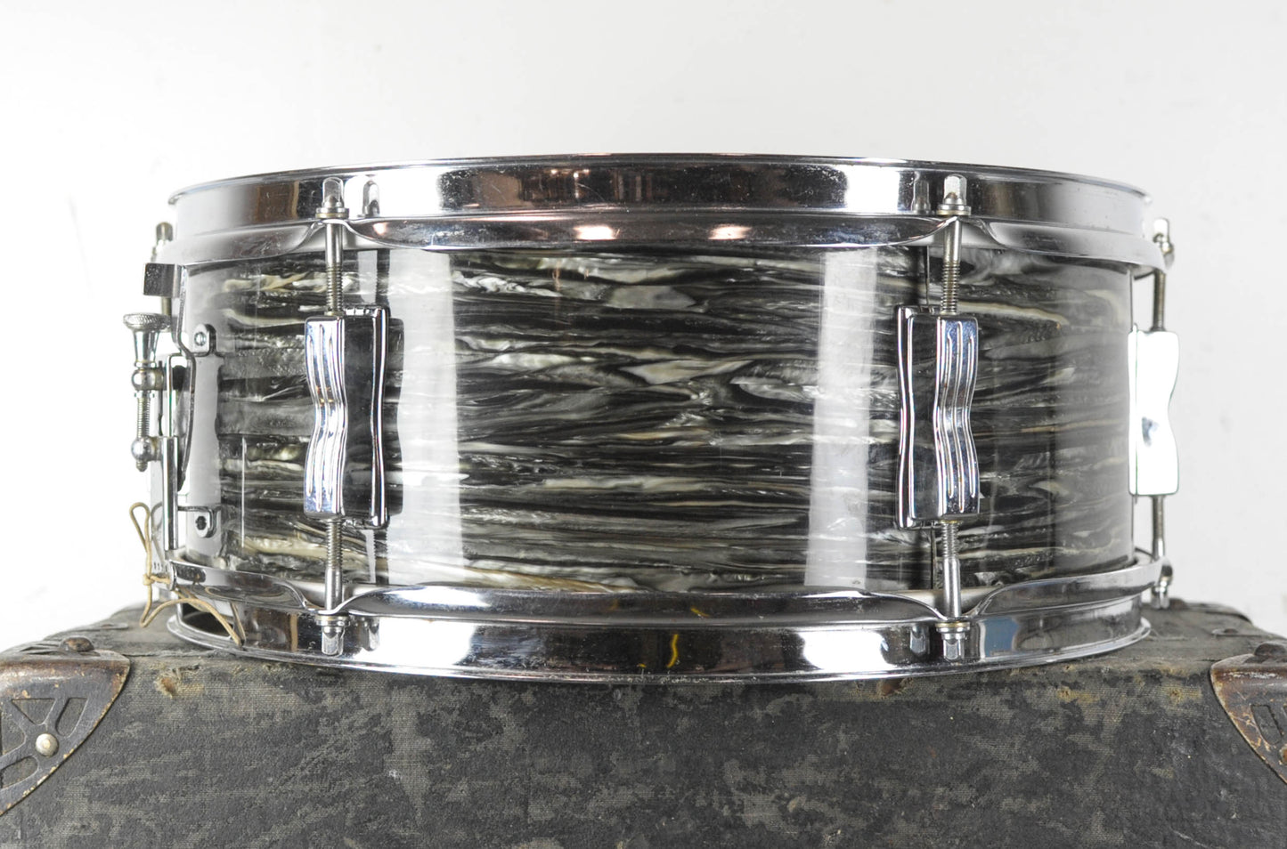 1960s Ludwig 5x14 Oyster Black Pearl Pioneer Snare Drum