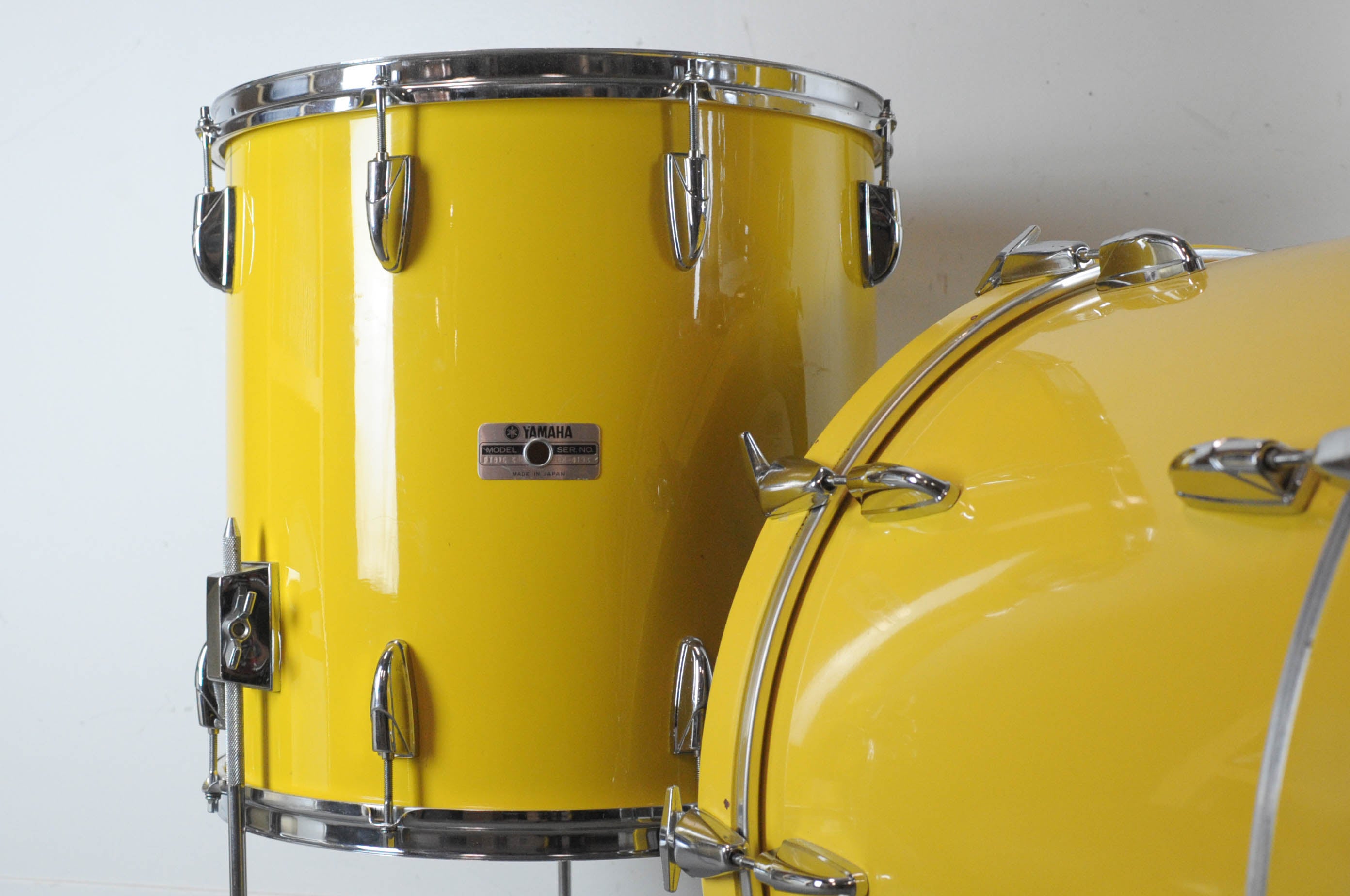 Yamaha yellow on sale drum set