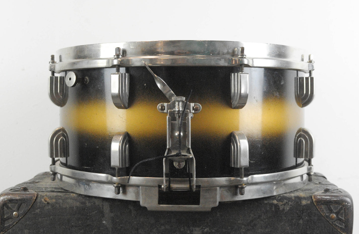 1940s Leedy 6.5x14 Broadway Standard Black & Gold Duco Snare Drum
