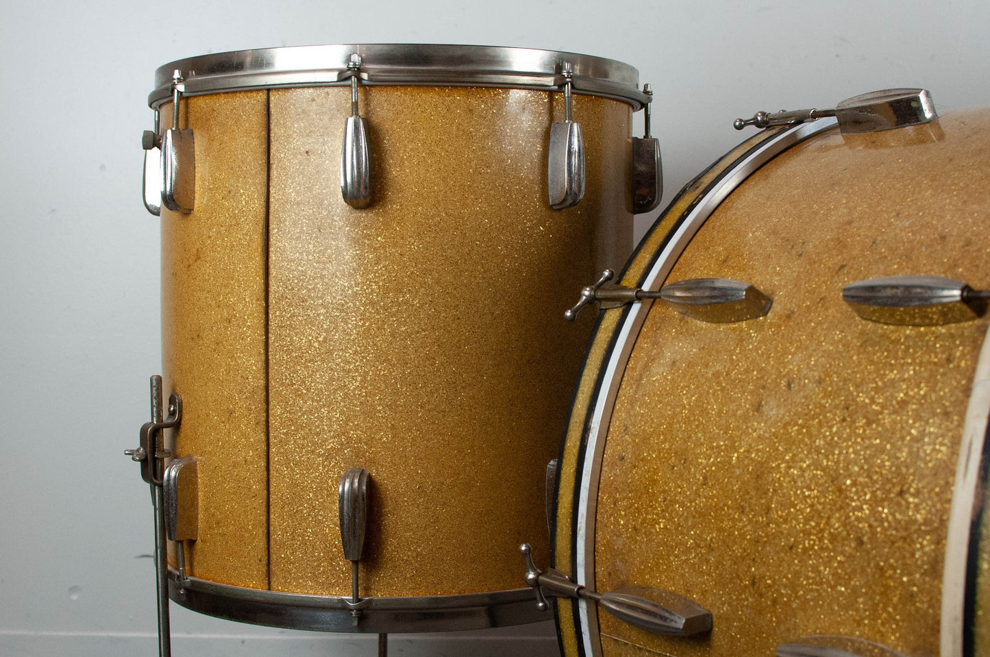 1940s Slingerland Gold Sparkle Pearl Radio King Drum Set