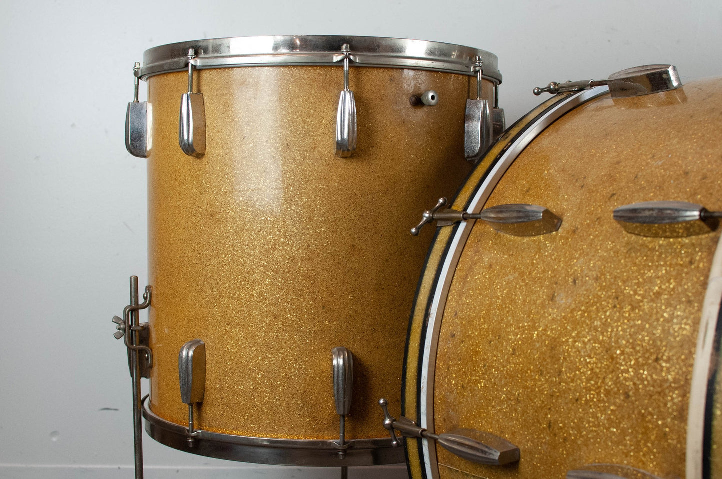 1940s Slingerland Gold Sparkle Pearl Radio King Drum Set