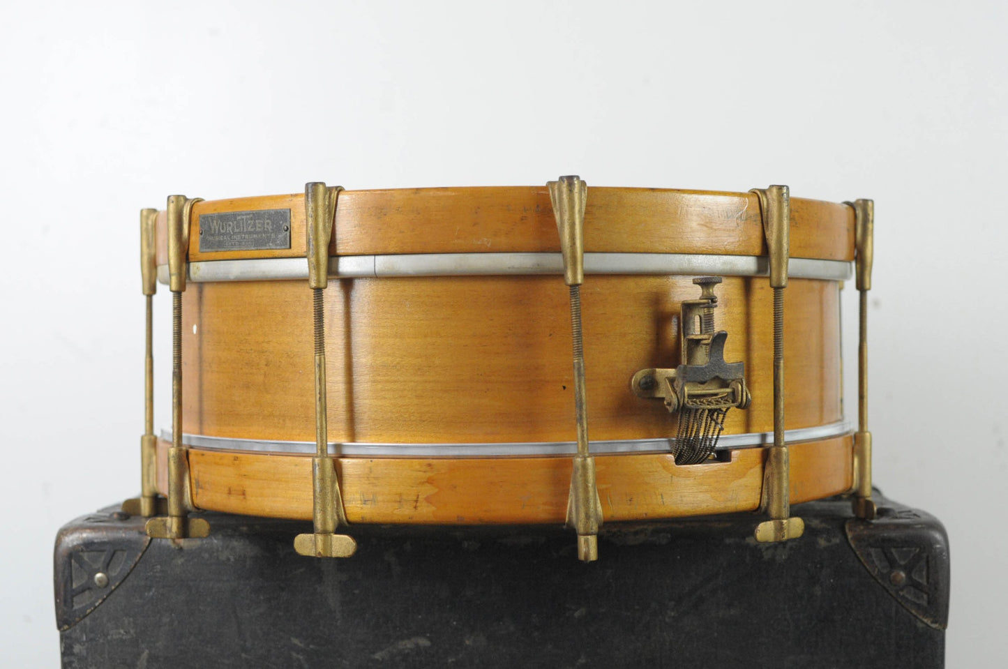 1920s 1930s Wurlitzer 4x14 Solid Shell Thumb Rod Snare Drum