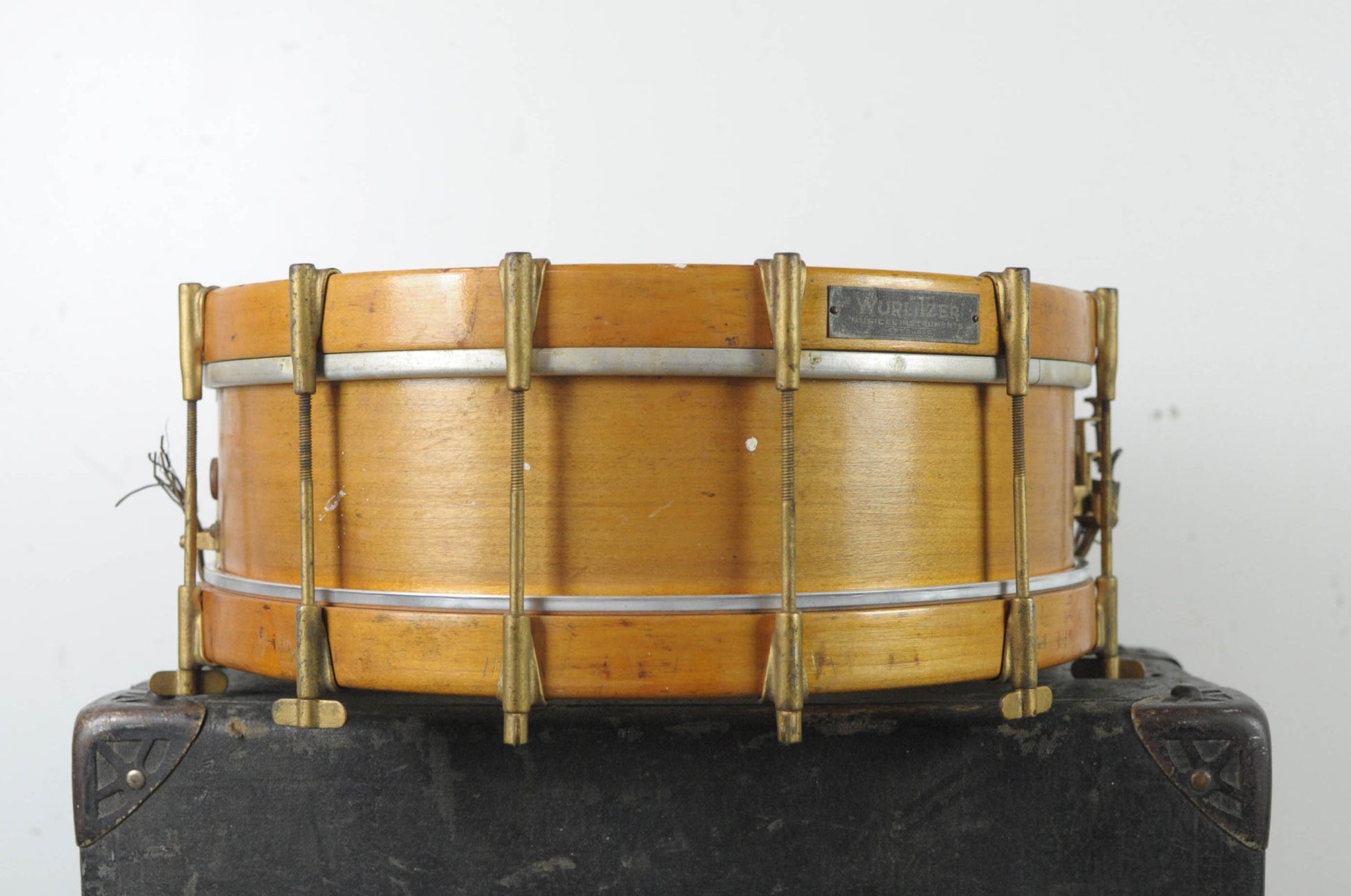 1920s 1930s Wurlitzer 4x14 Solid Shell Thumb Rod Snare Drum