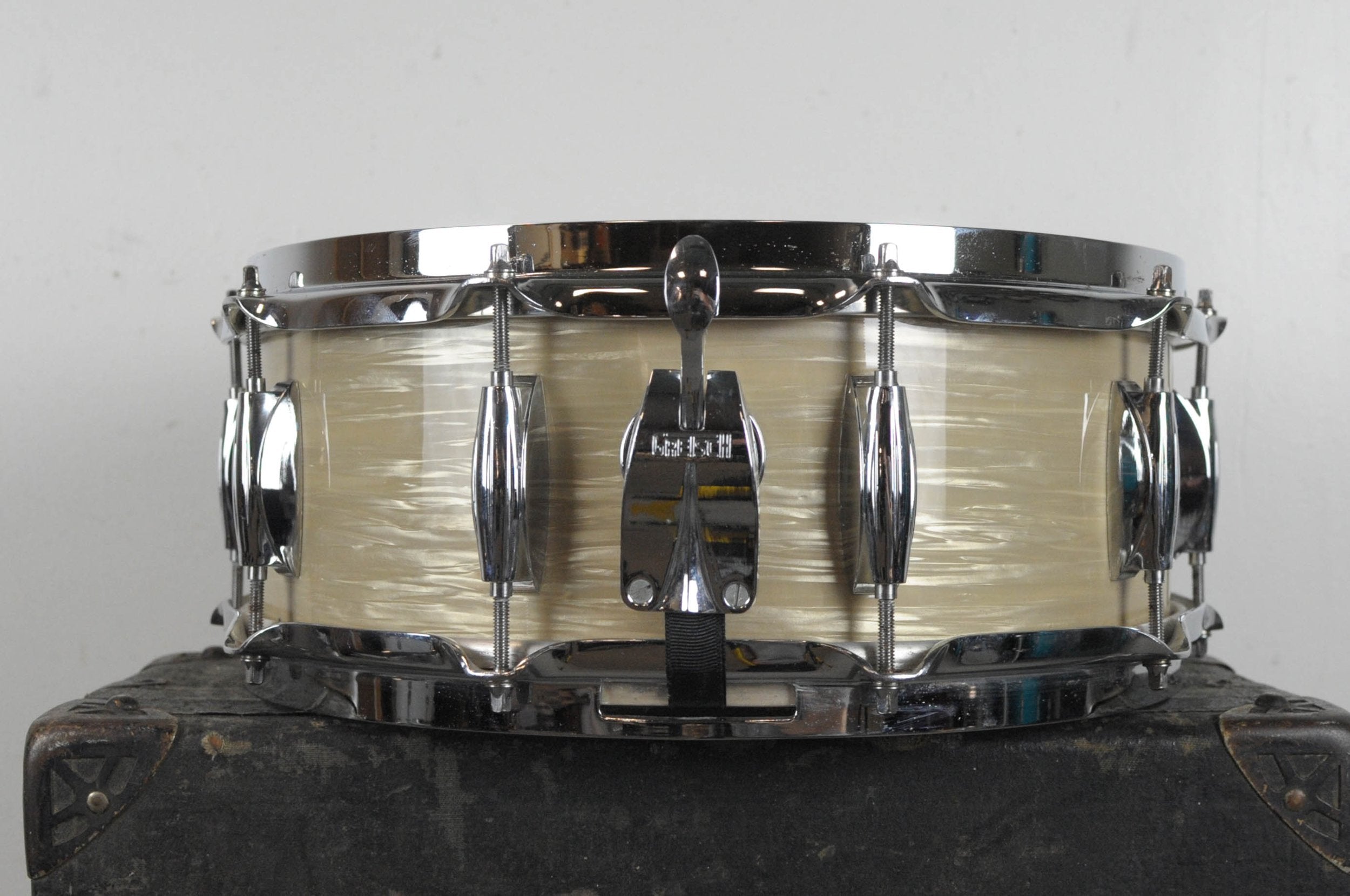 Gretsch Brooklyn 5.5x14 Creme Oyster Snare Drum – Hawthorne Drum Shop