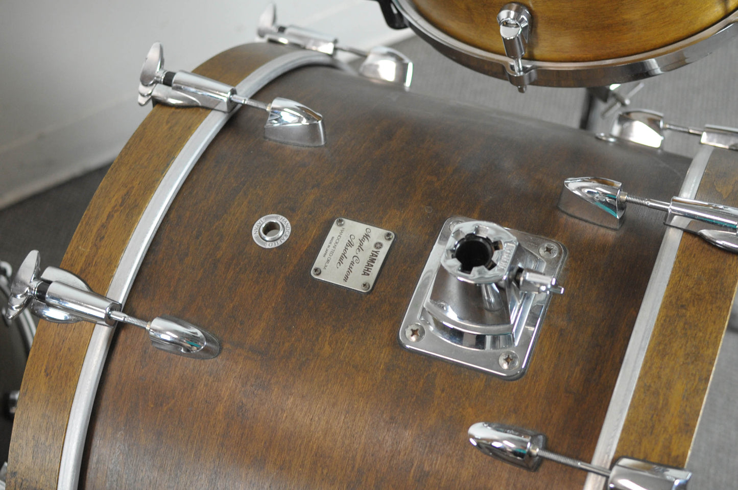 Yamaha Maple Custom Absolute Vintage Black Drum Set