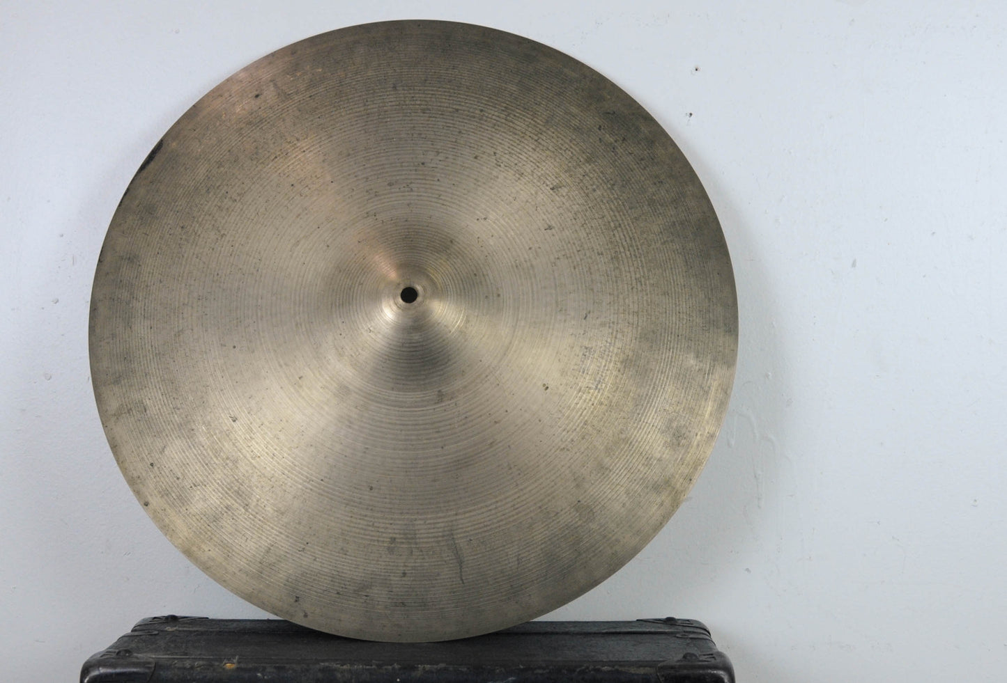 1960s Zildjian A 20" Medium Ride Cymbal 2223g